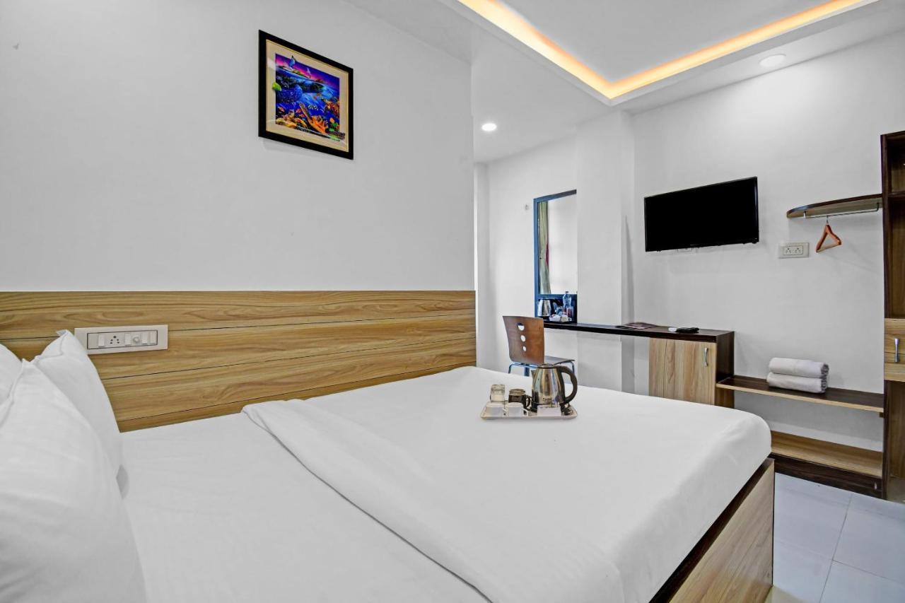 Hotel Oyo Townhouse 779 Gods County Tarapith Esterno foto