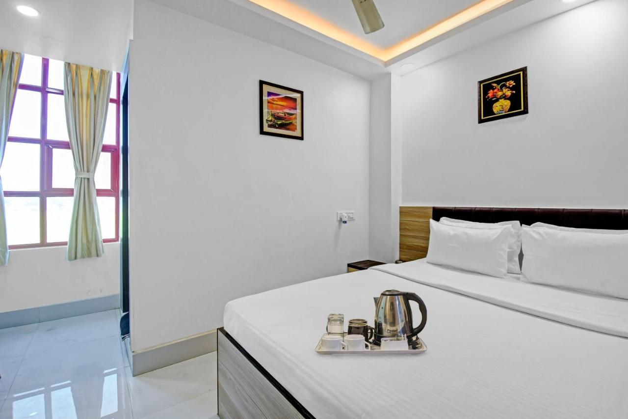 Hotel Oyo Townhouse 779 Gods County Tarapith Esterno foto
