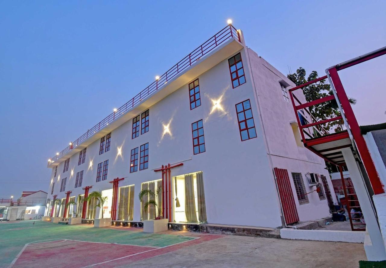 Hotel Oyo Townhouse 779 Gods County Tarapith Esterno foto
