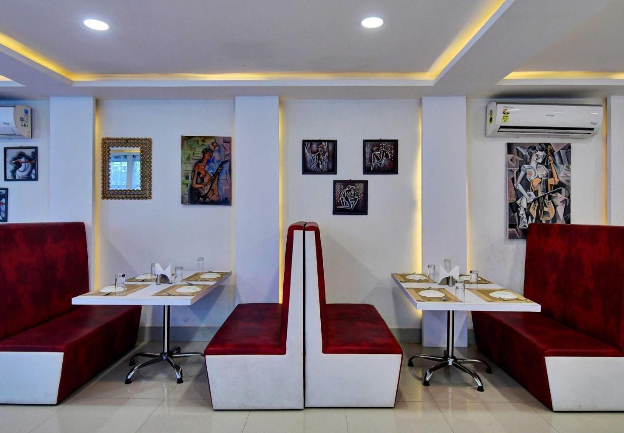 Hotel Oyo Townhouse 779 Gods County Tarapith Esterno foto